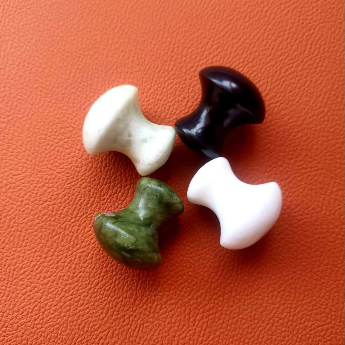 Оптовая натуральный нефритовый гриб массаж головы камень массаж лица голова салон красоты лица глаз Красота Массажер