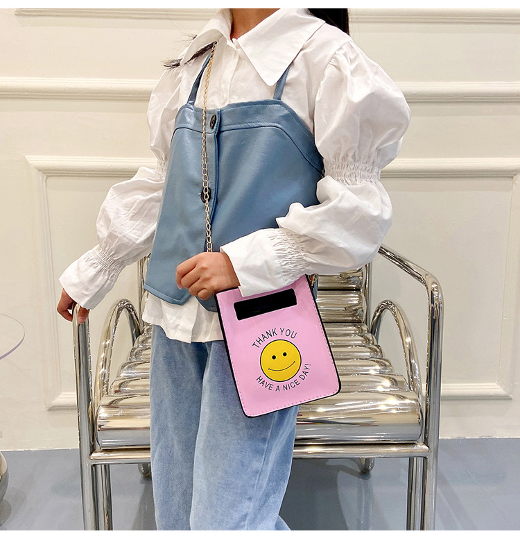 Cartoon Smiley Bag  Spring New Children's Bag Printing Bag 16*12*5cm display picture 3