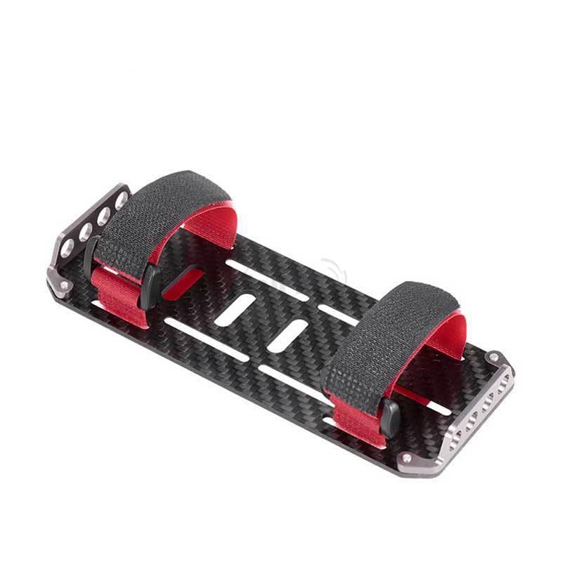 1/10 scale simulated climbing car, AXIAL SCX10 solar panel, battery compartment with Velcro straps, climbing fiber.