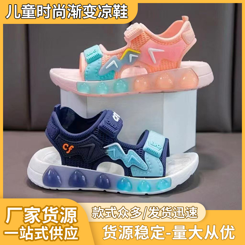 Boys' Sports Sandals 2025 Soft-Soled Non-Slip Student Sandals for Older Children Versatile Beach Shoes for Small and Medium-Sized Boys Summer Style
