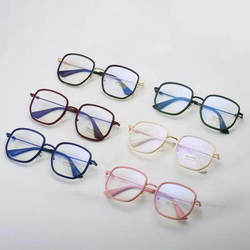 Anti-blue light flat mirror  new trendy street style metal glasses for men and women, Internet celebrities can be equipped with myopia glasses frames
