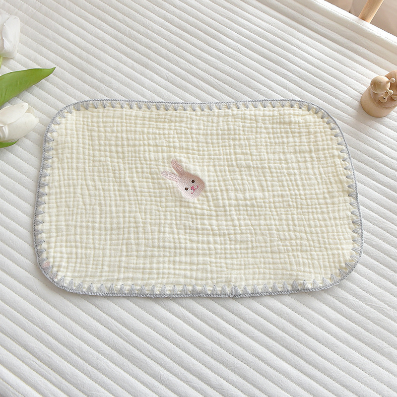 新生児の枕の綿のガーゼの刺繍の泡の糸の小さい枕のタオルの貝殻の辺の雲の片の枕の赤ちゃんは乳の枕を吐くことを防ぎます。|undefined