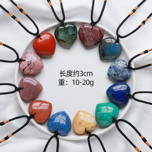 Donghai natural crystal semi-precious stone heart-shaped crafts love pendant energy stone 3cm necklace manufacturer wholesale