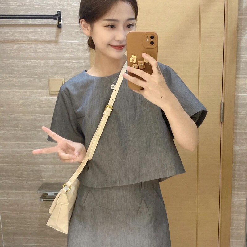Professional Suit, Simple Commuting Short-Sleeved Shirt and Skirt, Fashionable Women's Summer Two-Piece Set