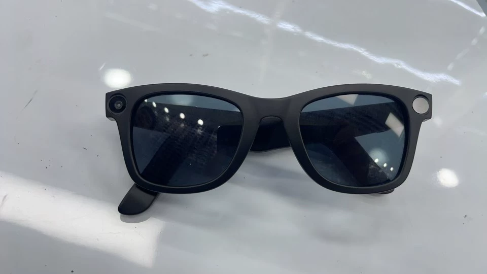 Умные очки с пикселями 800 Вт, перевод фотографий с помощью ИИ, распознавание объектов, музыкальные очки с Bluetooth-вызовами ChatGPT