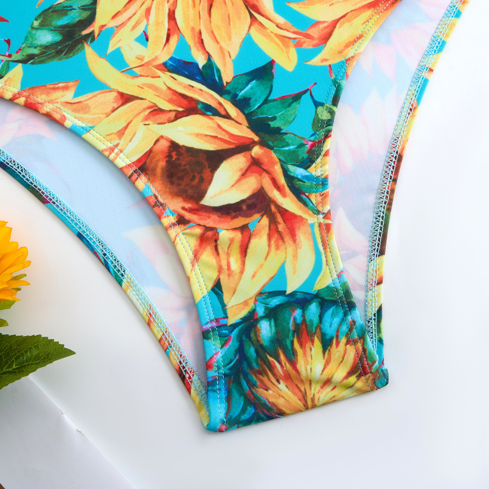 Modisches Damen Bikini Set Mit Blumenmuster Und Rock_voghion.com