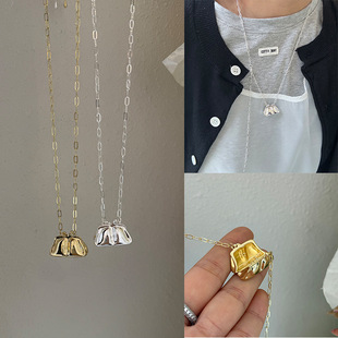 South Korea blogger with the same style can be opened small bag long necklace ins niche design personality sweater chain multi-wear method