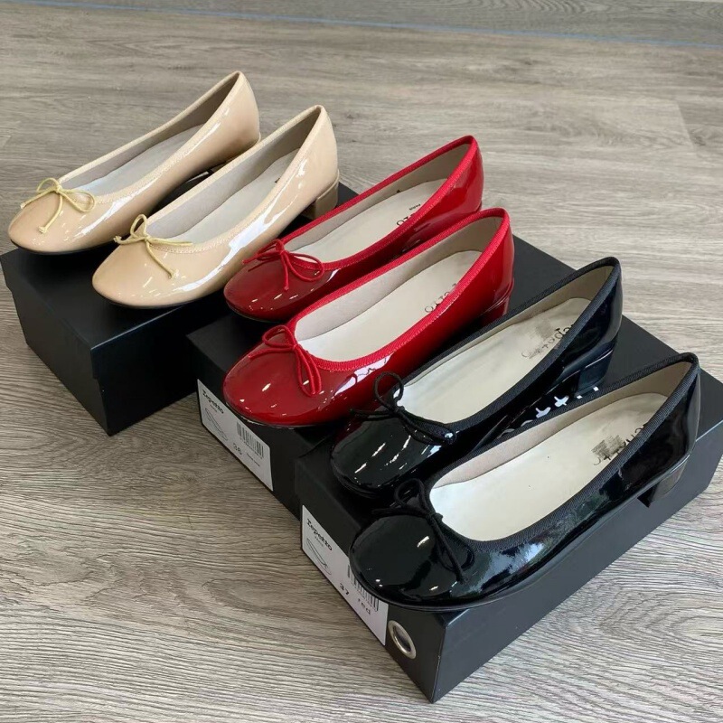 25 Spring New Niche Round-Toe Ballet Flats with Bowknot, Shallow Single Shoes, French Retro Patent Leather Little Red Shoes 25 Spring New Niche Round-Toe Ballet Flats with Bowknot, Shallow Single Shoes, French Retro Patent Leather Little Red Shoes