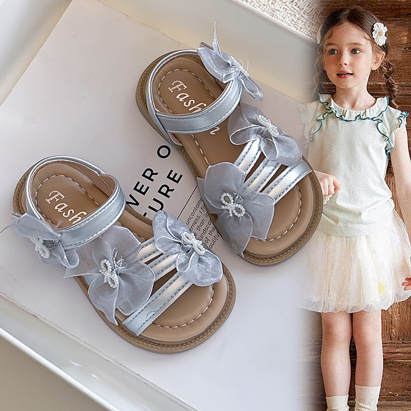 Sandalias para niños verano 2026 nueva moda de chicas zapatos princesa de moda de chicas zapatos de playa huecos de arco image 3