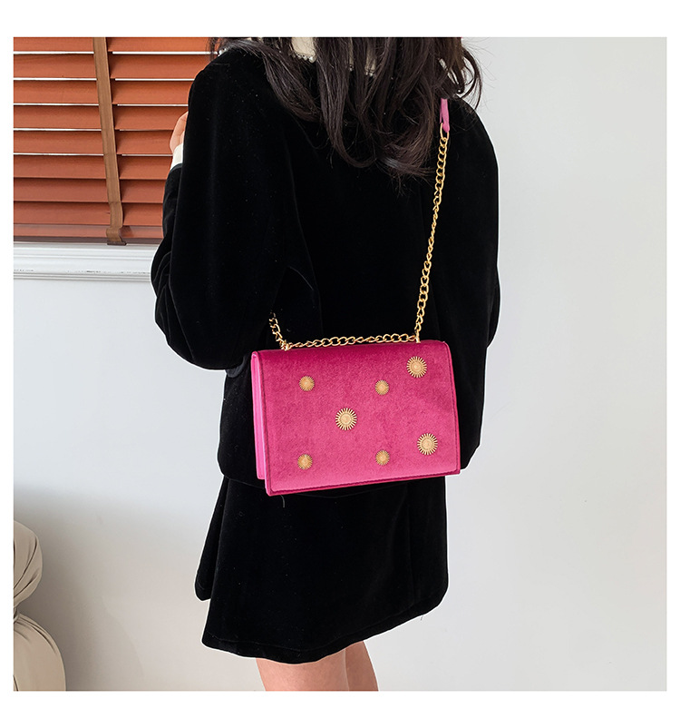 Cross-border fashionable velvet small square bag for women, simple and fashionable single-shoulder bag, new autumn and winter crossbody chain bag undefined