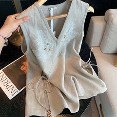法式复古刺绣V领无袖上衣女夏季新款感宽松开叉显瘦背心