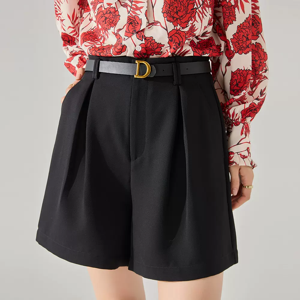 25清仓夏通勤简约百搭宽松气质西装裤米色休闲高腰A字短裤女22279