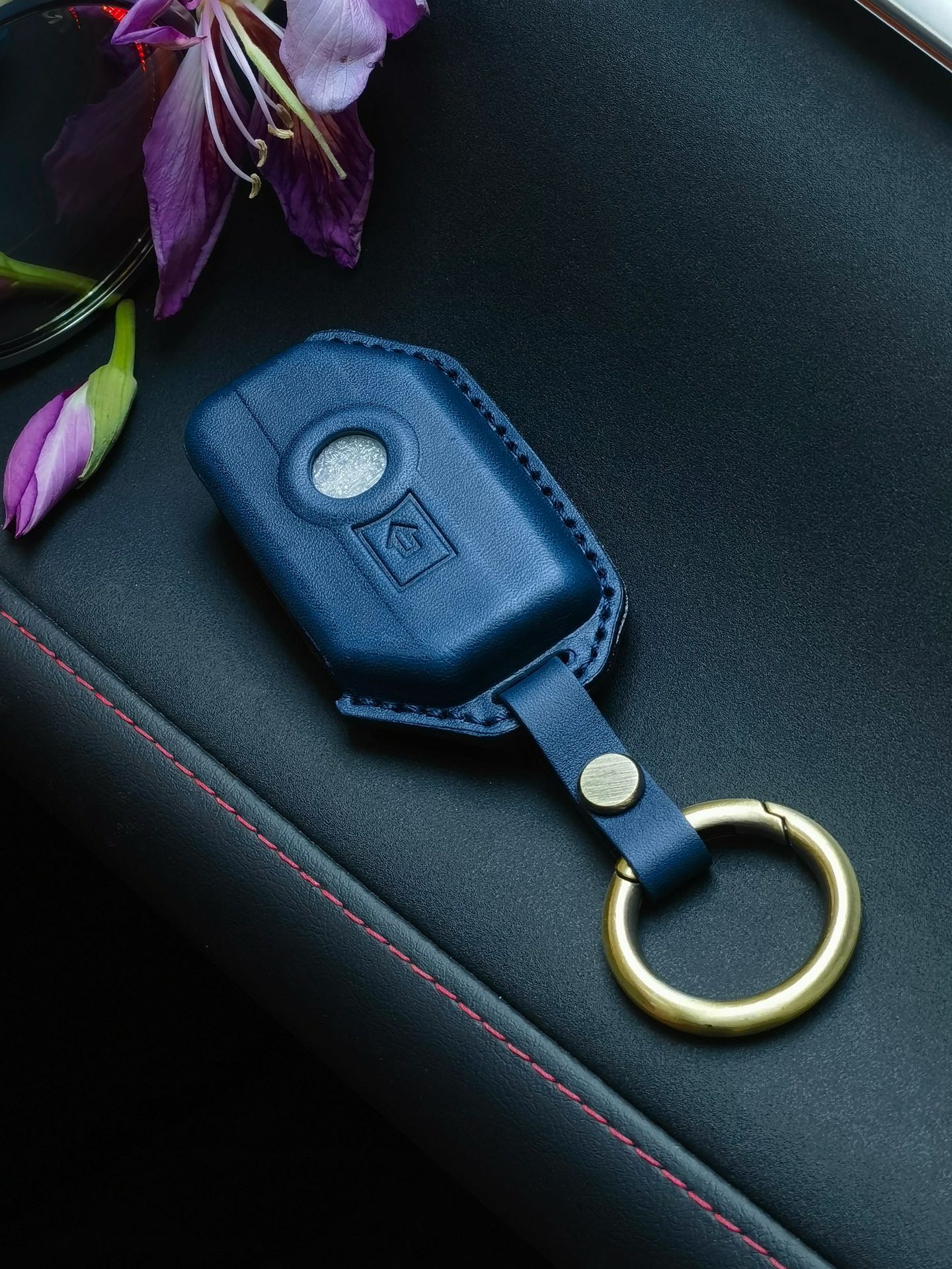 For BMW R1250GS Motorcycle Key Case Leather ADV Waterbird C400gt Handmade Cowhide Key Case