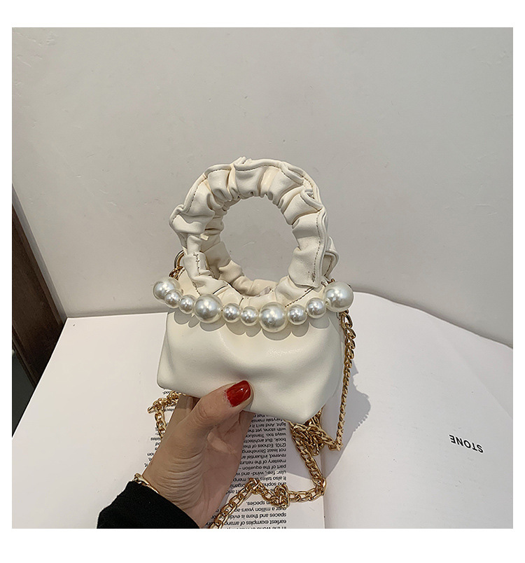 Wholesale Pleated Pearl Chain Solid Color Handbag Nihaojewelry display picture 114