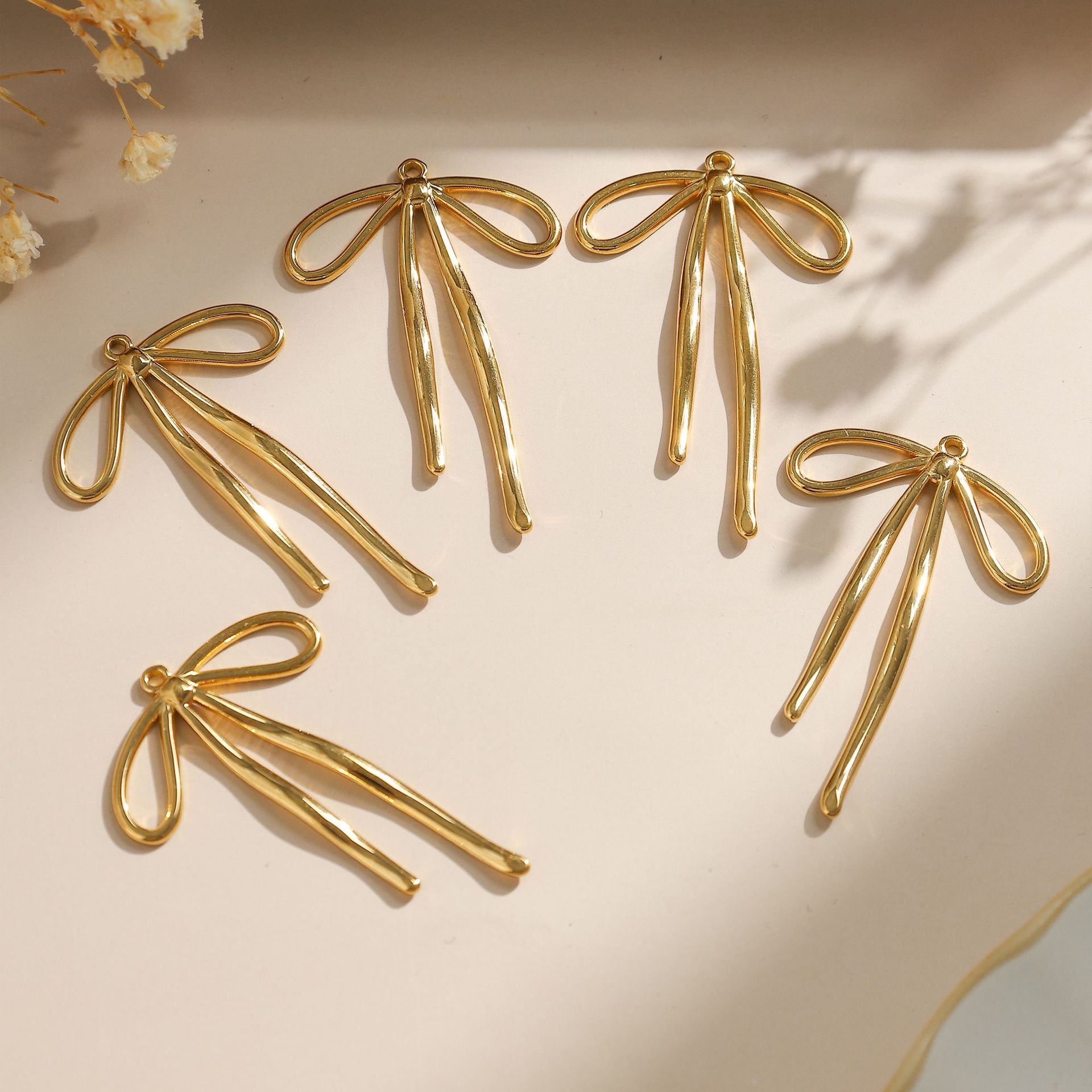 All Seasons Season 5 PCS/Package 304 Stainless Steel Bow Knot Pendant
