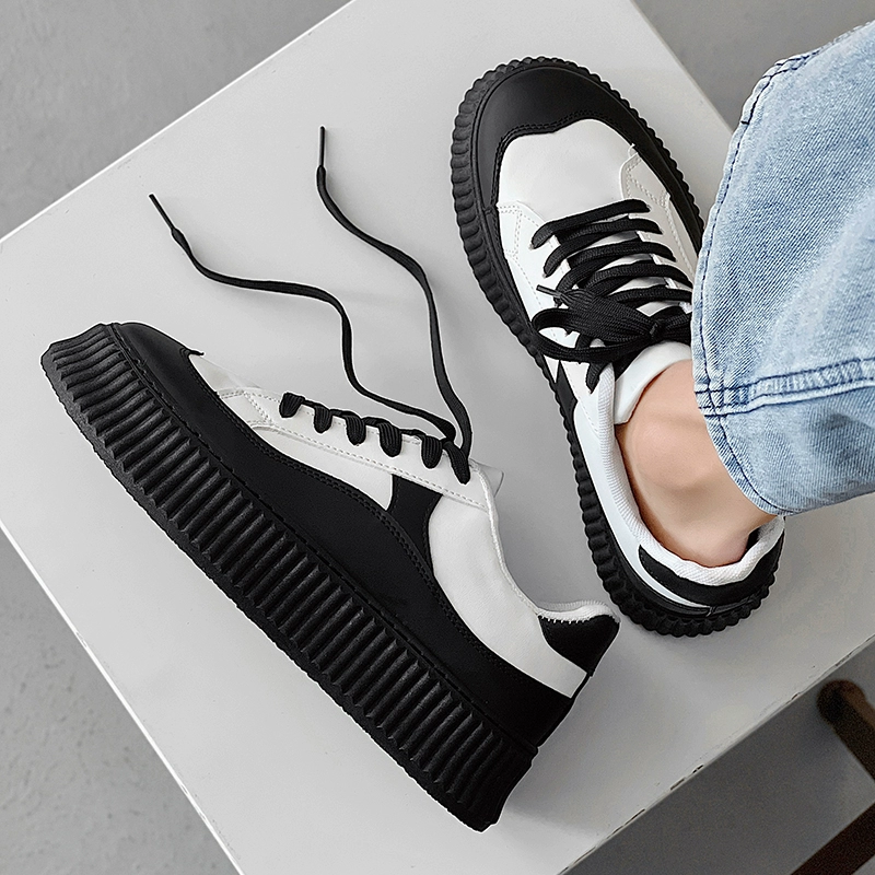 2024, новые универсальные нишевые повседневные кожаные туфли на толстой подошве, кроссовки для печенья, мужская обувь, обувь для трибутины для мальчиков, черные, увеличивающие рост