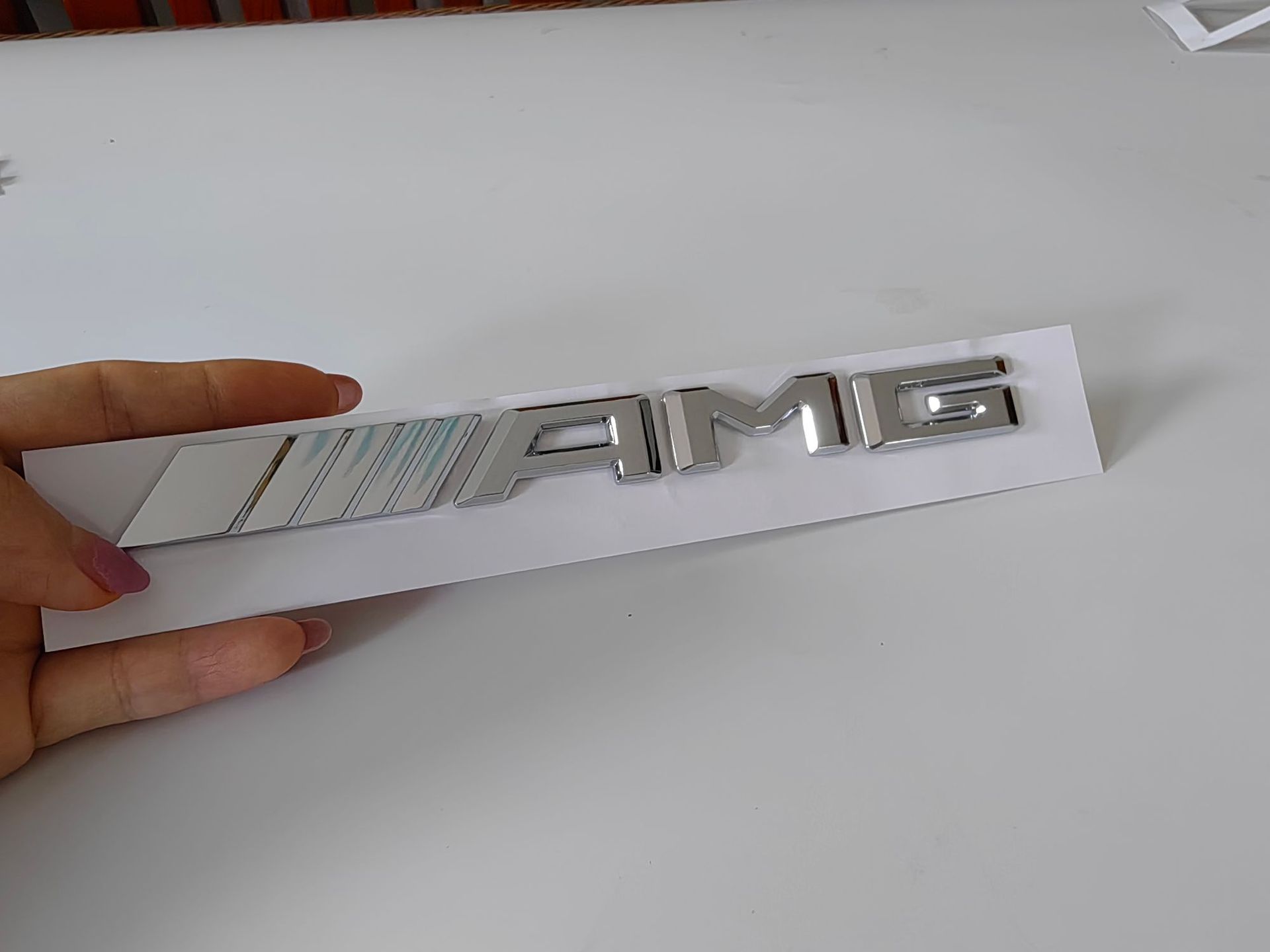 Mercedes-Benz car logo rear emblem sticker E/C-Class E300L/GLC/GLE/AMG/260L number letter emblem in English