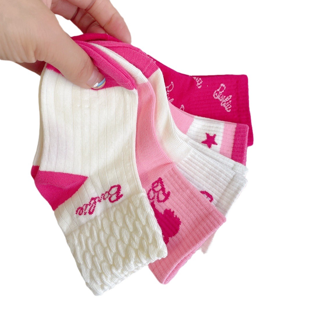 子供靴下レタートレンディな靴下ストライプカレッジスタイル女の子靴下ピンク甘いクールなスタイルスポーツソックス卸売トレンド