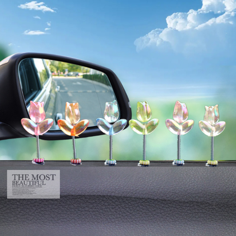 Tendencias nuevos productos adornos para automóviles tulipanes transparentes sacudiendo la cabeza flores adornos pequeños decoración de automóviles Douyin Internet rojo