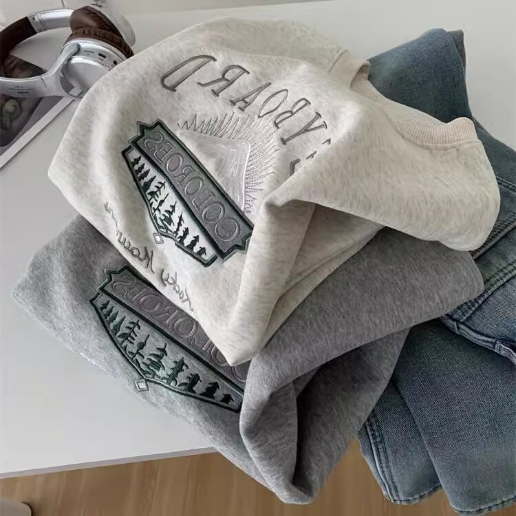 Heavy Embroidery Round Neck Pullover Sweatshirt for Women, Loose Casual Age-Reducing Korean Style Spring Slimming Versatile Student Top Trendy