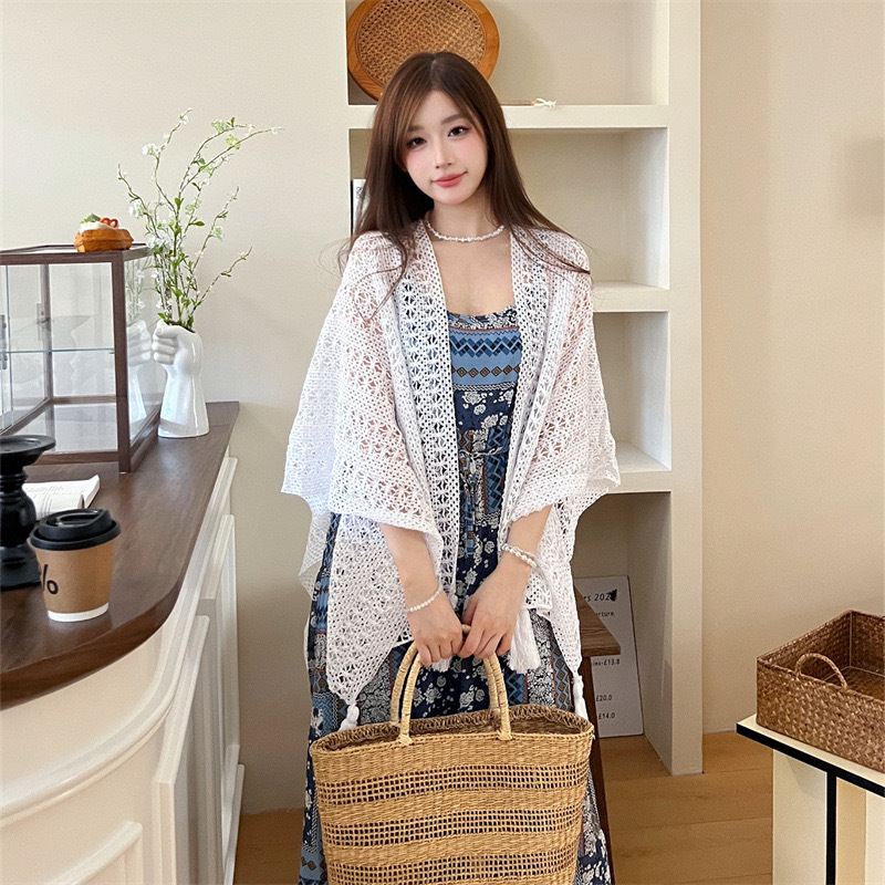 Ethnischer Strickschal Mit Lochmuster Als Cape Für Damen_voghion.com