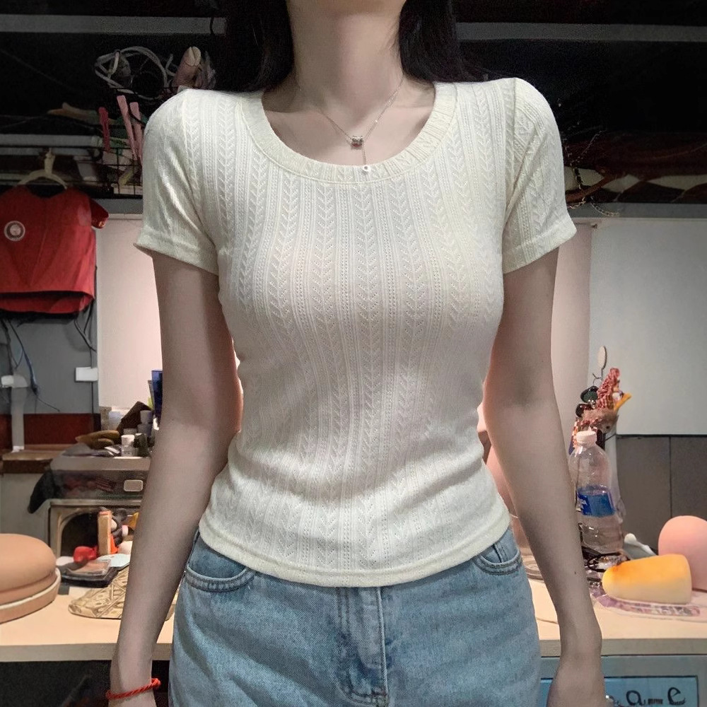 살구색 오른쪽 어깨 U 넥 반팔 티셔츠 여성용 여름 2025 새로운 순수한 욕망 슬리밍 탑 핫 소녀 셔츠