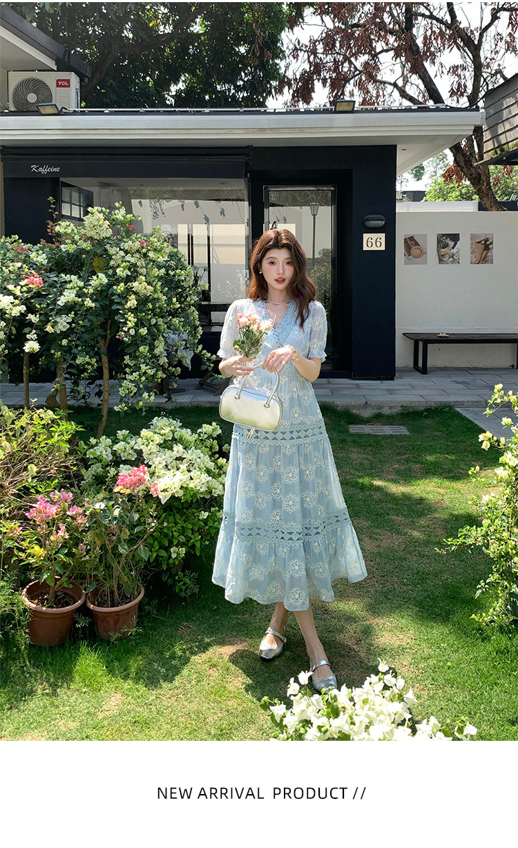 Đầm maxi nữ tay bồng ren hoa V cut-out phong cách Pháp cung đình — xanh lam, màu hồng, màu mơ chi tiết 26