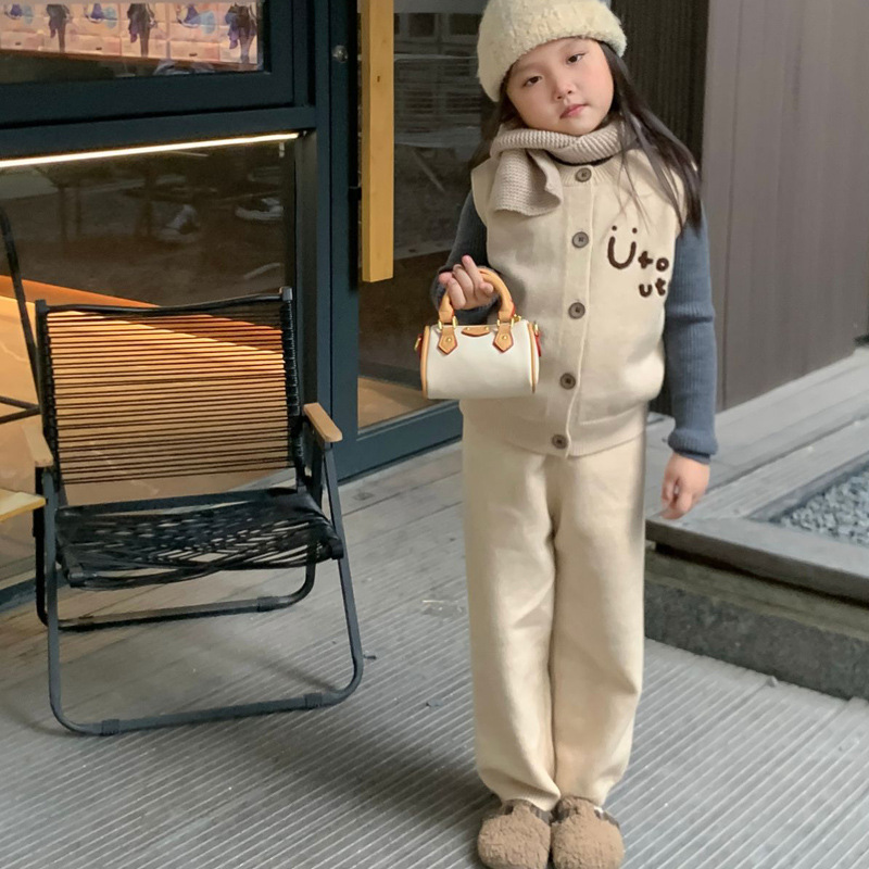 Bolso de niña coreana moda contraste color estilo occidental mini bolsa de tubo de bebé 2025 nuevo bolso de almohada para niños