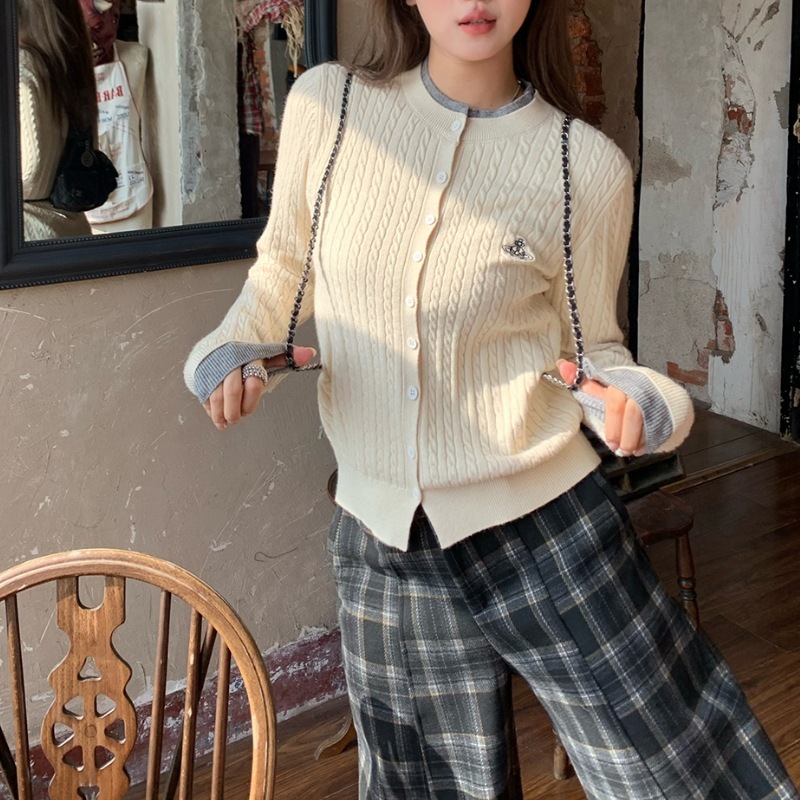 刺绣假两件针织开衫女圆领绞花秋冬新款打底上衣长袖麻花毛衣外套|undefined