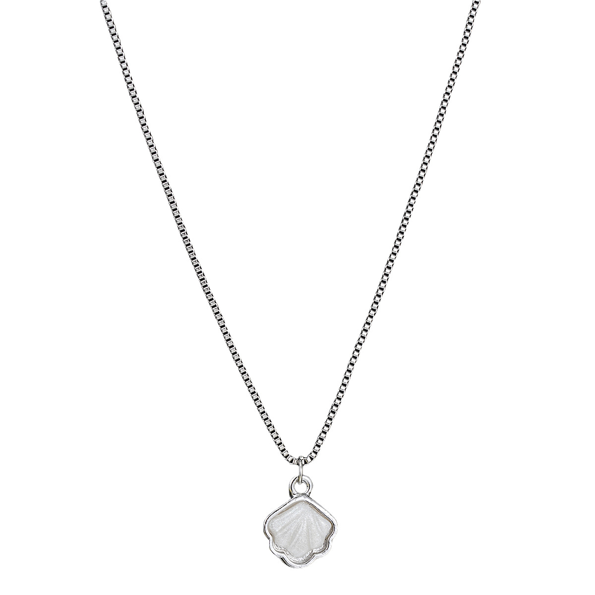 Light Luxury High-end Fashion Elegant Shell Pendant Necklace Niche Design Clavicle Chain necklace_voghion.com