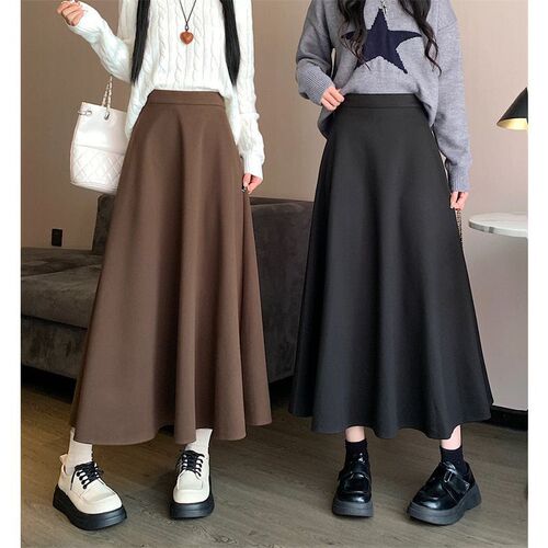 Black Woolen Semi-Body Skirt for Women, Suitable for Autumn and Winter with Sweater, Hip-Hiding, Flowy Drum Skirt, Medium-Length, High-Waisted Word Skirt