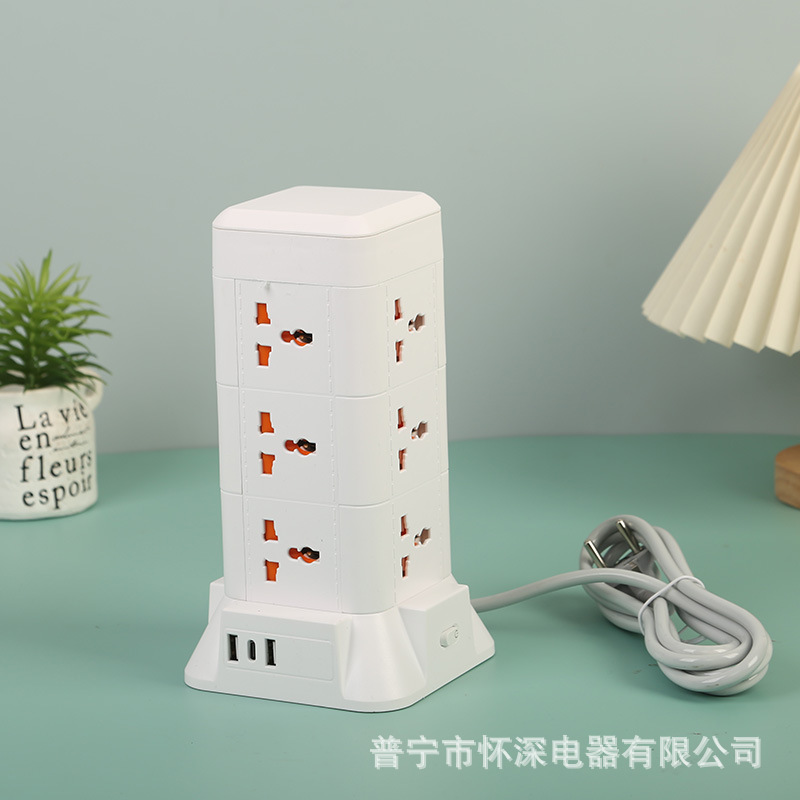 Tres capas en forma de torre 12 - bit jack estándar británico estándar europeo estándar americano 2USB + 1PD paquete de caja Omán Ruanda Libia