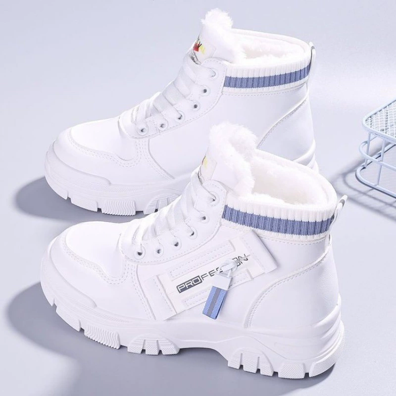 Martens low ankle boots, warm plush lining, chunky sole, 2023 collection