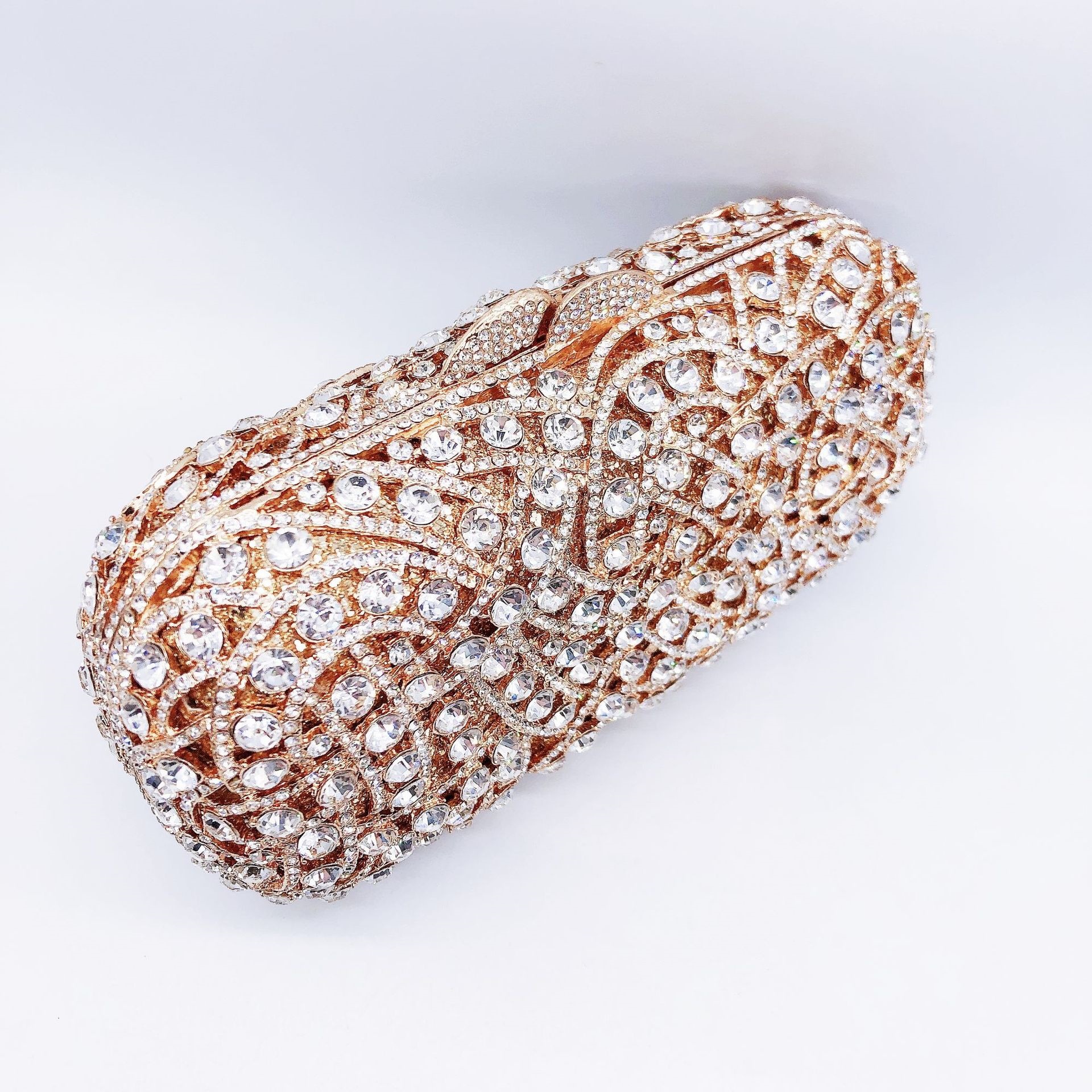Fábrica directa bolsa de maquillaje de lujo damas diamantes bolsas de mano huecas de cristal ropas de noche bolsas de diamante de mano bolsas de gemas