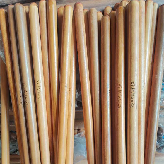 Factory supply agricultural locust wooden handle household 1.2 meters 1.4 meters spade wooden handle shovel agricultural tools wooden pole wholesale