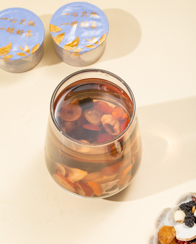 Sour Jujube Seed Poria Lily Tea 15 Mini Cans 270g Bedtime Herbal Blend in use