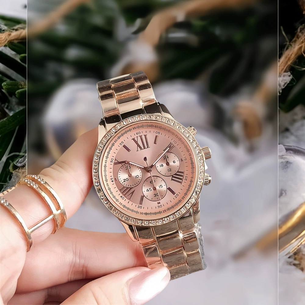 Capacious quartz trend women's watch, simple and elegant design