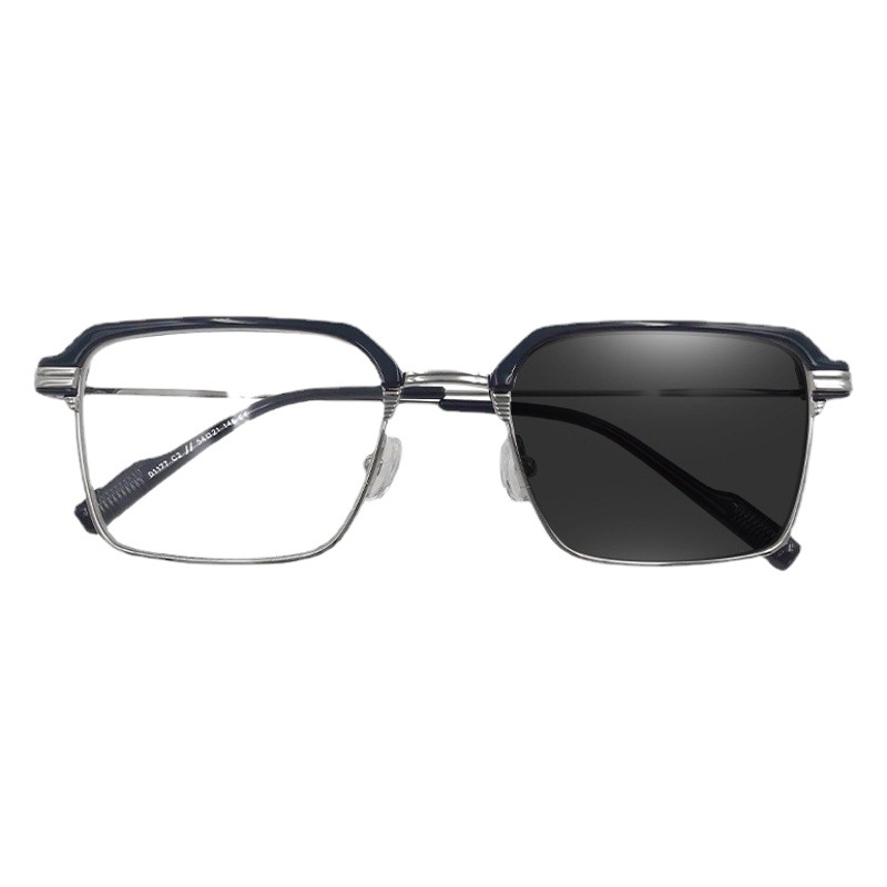 Photochromic Prescription Glasses for Men with Square Frames, Decorative Non-Prescription Glasses for Students, Trendy Color-Changing Glasses for Women with Large Faces