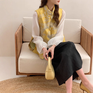 [Wang Yike] 24 Winter Italian Golden Vest New Chinese Embroidered Vest Buckle Vest Elegant Style