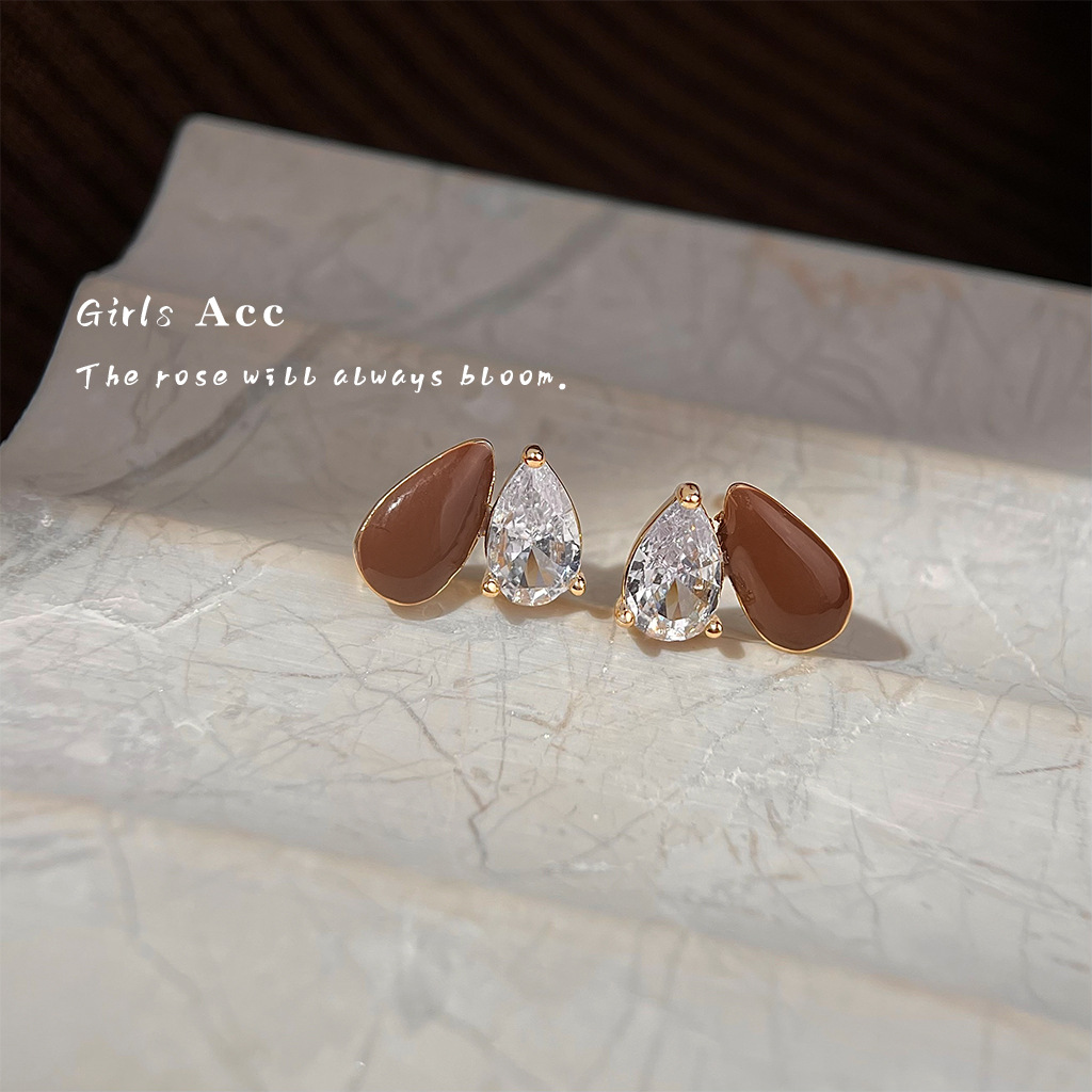 1_0000_耳语场景新水印 拷贝 20.jpg