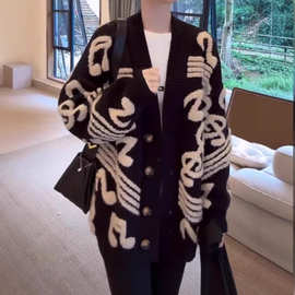 高级感宽松大码显瘦慵懒针织衫2025秋冬款加厚V领中长款毛衣外套