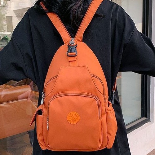 여성 메신저 백 2024 새로운 다기능 패션 올 매치 배낭 야외 3 목적 경량 어깨 가방