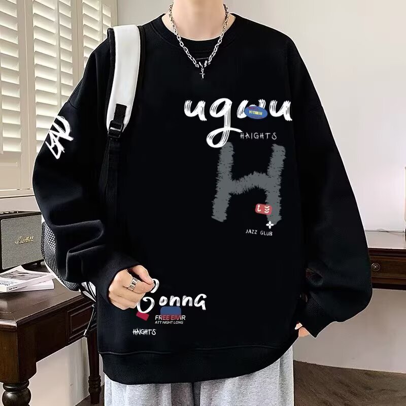 Trendy Chinese-style black oversized round-neck fleece sweatshirt for men, perfect for autumn and winter, a popular and stylish long-sleeved top