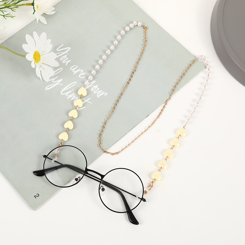 Fashion Heart Shape Artificial Pearl Resin Metal Women's Glasses Chain display picture 2