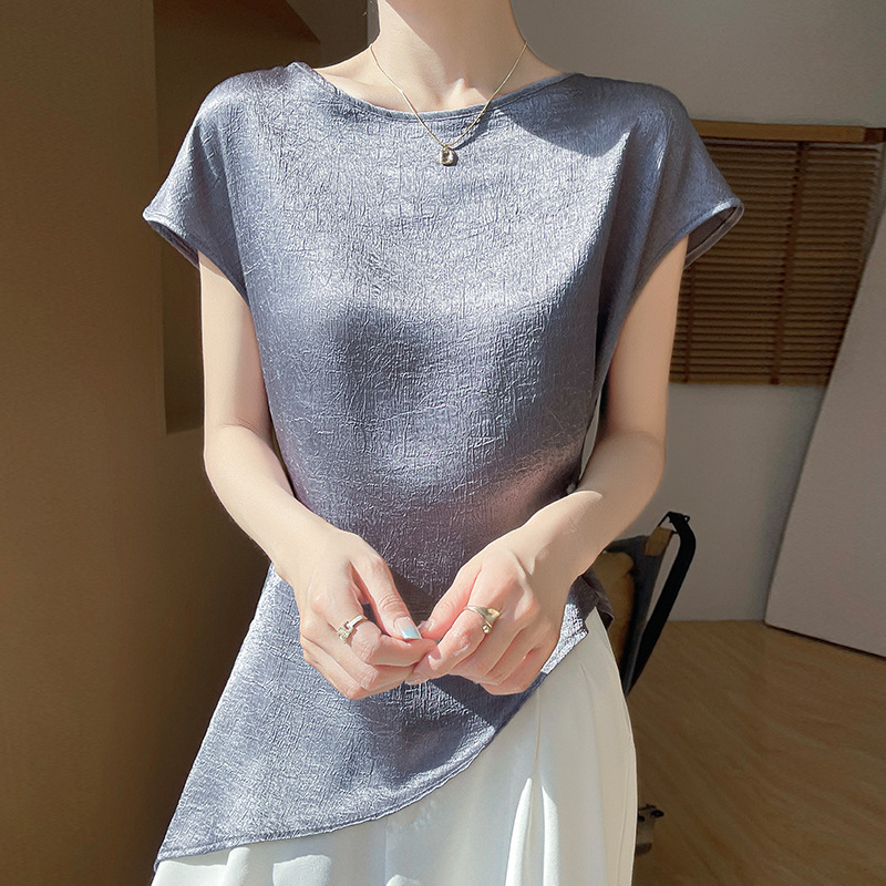 Silk Satin 25 Summer Women's New Textured Tops Fashionable Versatile Round Neck Slim Elegant T-Shirt Short Sleeves