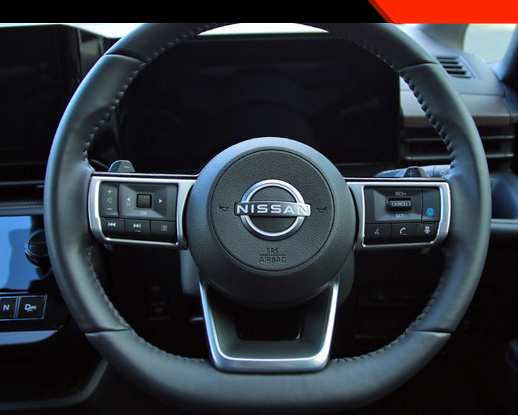 Suitable for 25 models of Nissan Jinke Kicks modified steering wheel decoration bright strip steering wheel button frame