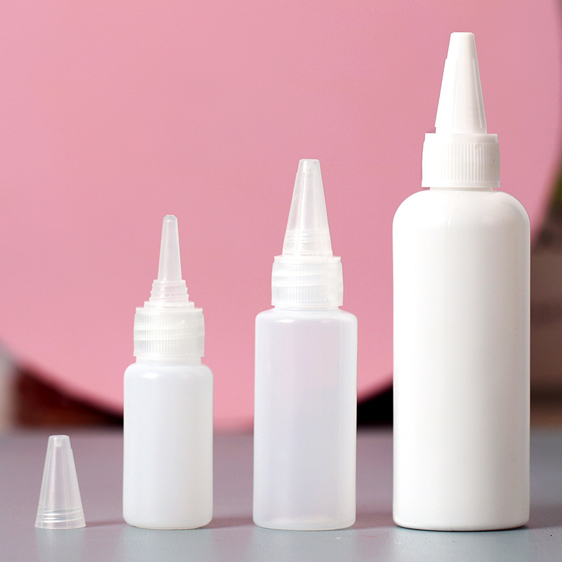 现货挤压式软尖嘴瓶旅行分装洗发水塑料爽肤水乳液化妆品小空瓶PE