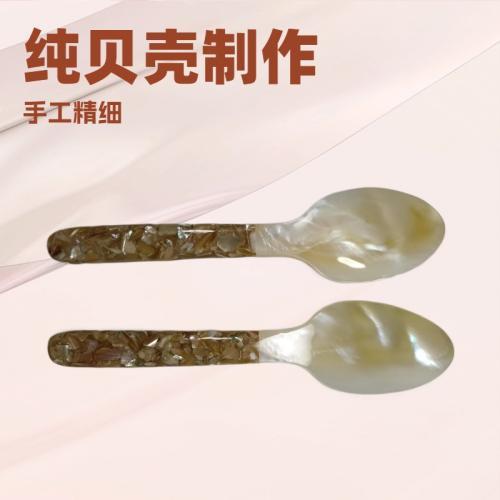 卸売シェルデザートスプーン、ライススプーン、法螺貝スプーン、高級絶妙な食器スプーン、花柄シェルキャビアケータリングスプーン|undefined