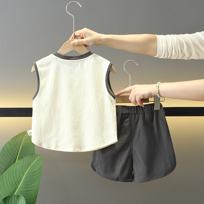 7924 verano nuevo traje de chaleco para hombres y mujeres verano para bebés chaleco de dibujos animados oso traje sin mangas de estilo occidental de dos piezas
