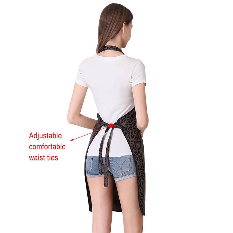 Nuevo delantal de poliéster transfronterizo logotipo personalizado estampado de leopardo cuello halter fijo jardinería al aire libre mono delantal impermeable